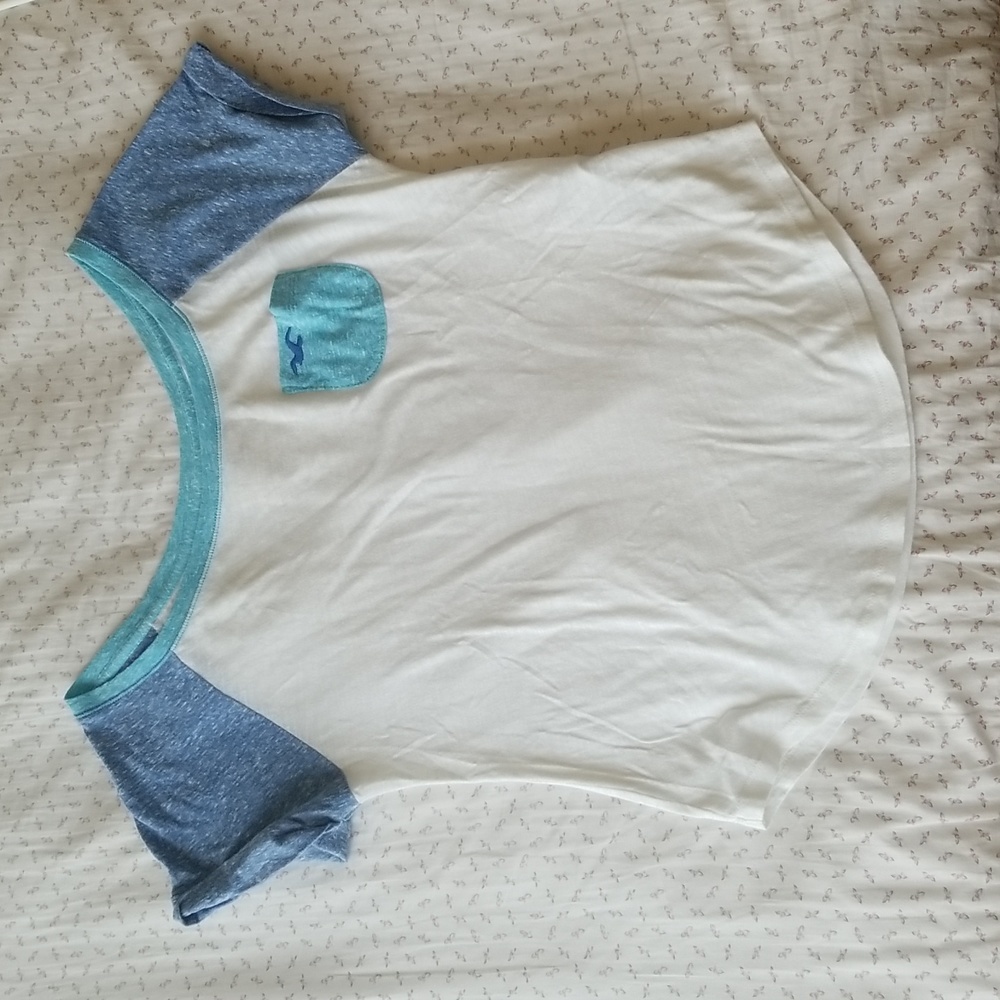 4/ $20 Hollister Front Pocket Cuffed Short Sleeve T Shirt